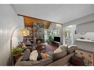 Photo #5: 9726621 Listing 