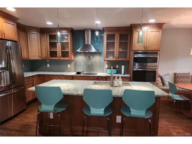 MLS: 9727147 Condo For Sale