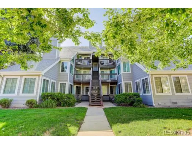 MLS: 9728499 Condo For Sale