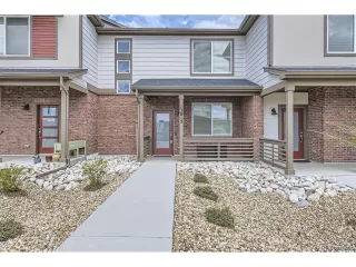 Photo #3: 9729142 Listing