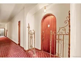 Photo #4: 9729160 Listing