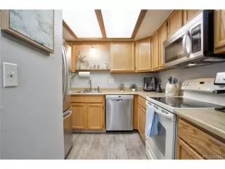 Photo #6: 9729690 Listing