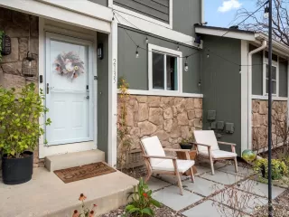 Photo #2: 9729835 Listing 