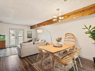 Photo #5: 9729835 Listing 