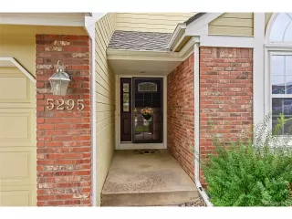 Photo #2: 9732598 Listing