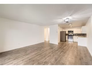 Photo #4: 9734074 Listing