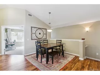 Photo #2: 9734570 Listing