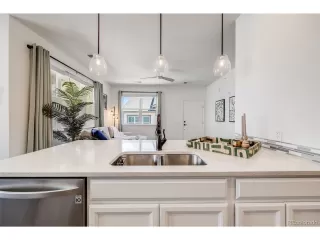 Photo #4: 9734930 Listing