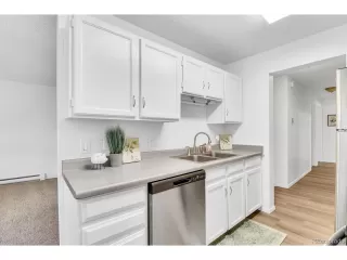 Photo #4: 9735619 Listing