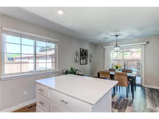 Photo #5: 9739426 Listing