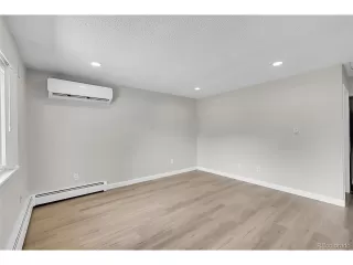 Photo #5: 9740215 Listing 