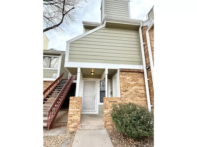 MLS: 9744118 Condo For Sale