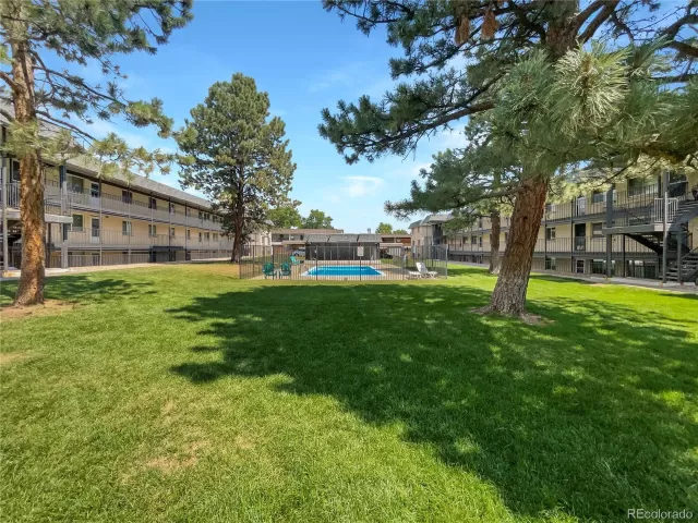 MLS: 9749364 Condo For Sale