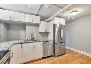 Photo #2: 9751245 Listing