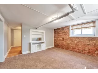 Photo #5: 9751245 Listing