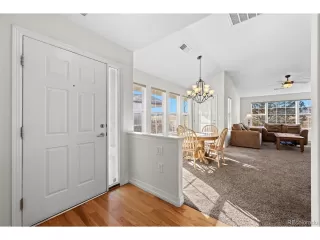 Photo #5: 9751503 Listing