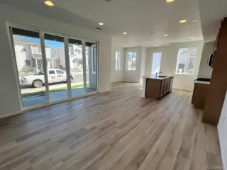 Photo #4: 9751727 Listing