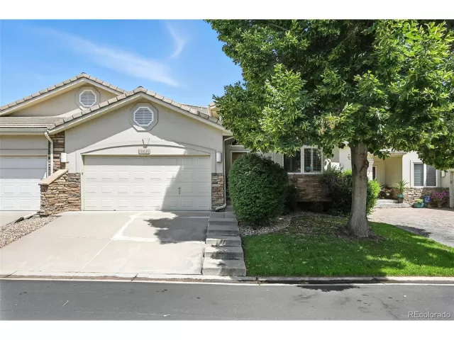 MLS: 9752427 Condo For Sale