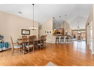 Photo #3: 9753070 Listing