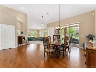 Photo #5: 9753070 Listing