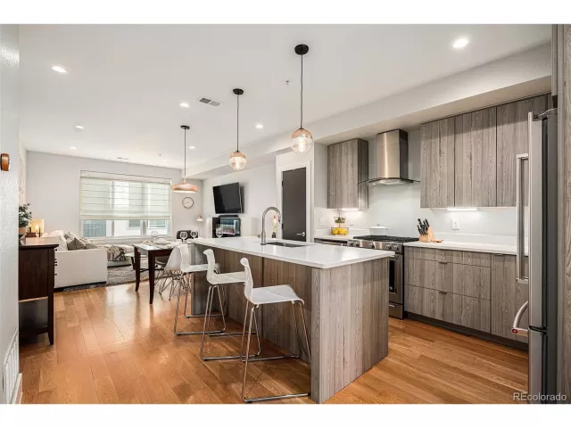 MLS: 9753197 Condo For Sale