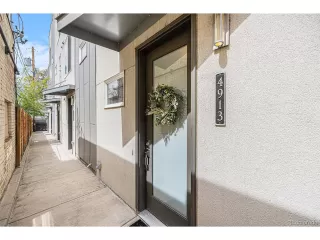 Photo #3: 9753197 Listing