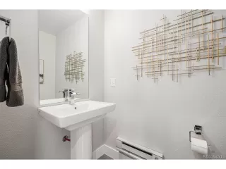 Photo #5: 9753197 Listing