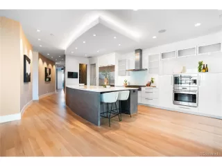 Photo #4: 9753247 Listing