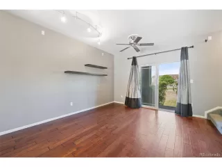 Photo #4: 9753546 Listing