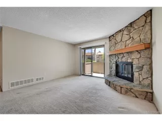 Photo #5: 9753641 Listing