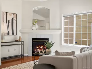 Photo #4: 9753907 Listing