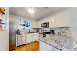 Photo #4: 9756420 Listing