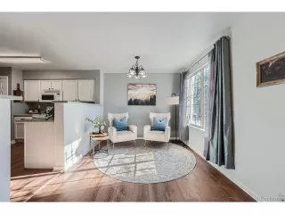 Photo #5: 9756589 Listing 