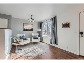 Photo #6: 9756589 Listing 