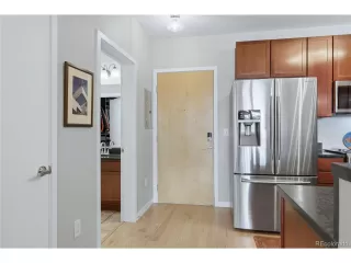 Photo #6: 9758003 Listing 