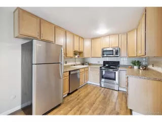 Photo #2: 9758239 Listing 