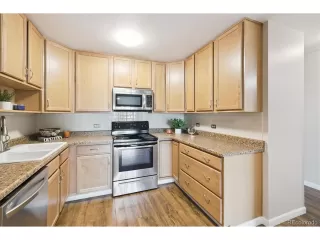 Photo #4: 9758239 Listing 