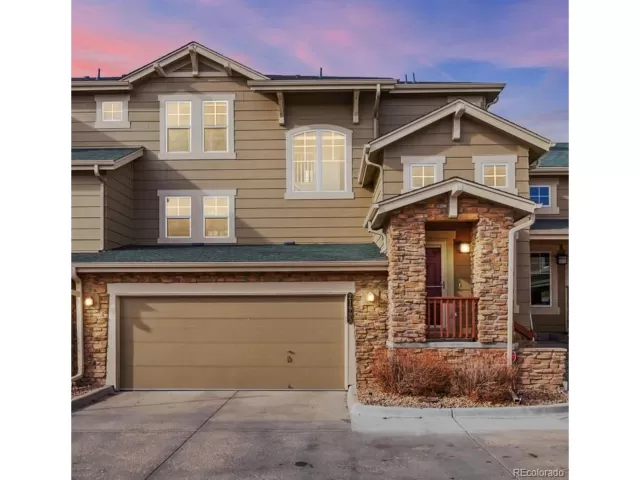 MLS: 9761798 Condo For Sale