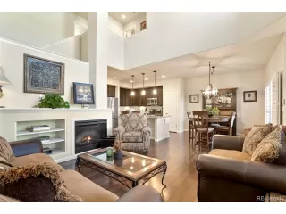 Photo #6: 9763217 Listing