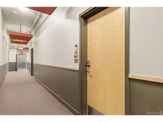 Photo #6: 9764833 Listing