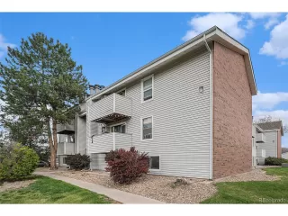 Photo #3: 9766898 Listing