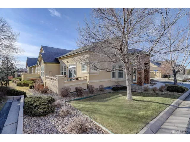 MLS: 9768366 Condo For Sale