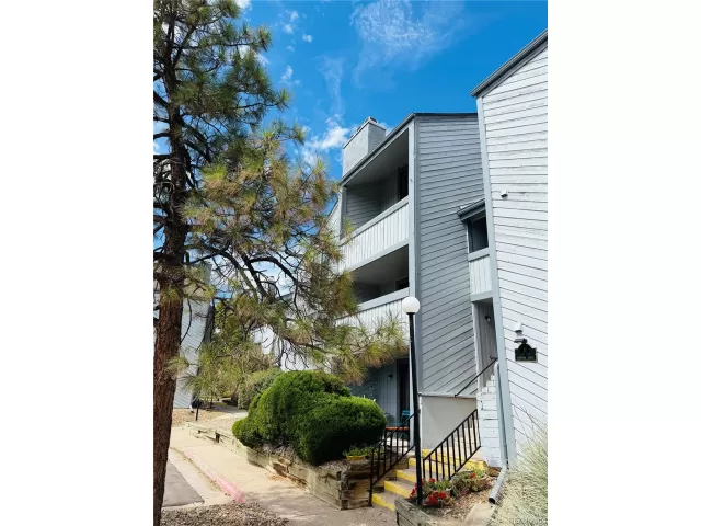 MLS: 9770609 Condo For Sale