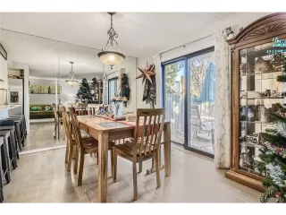 Photo #5: 9771976 Listing 