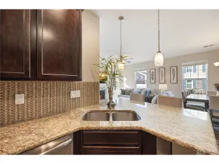 Photo #2: 9772494 Listing