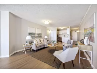 Photo #3: 9775016 Listing