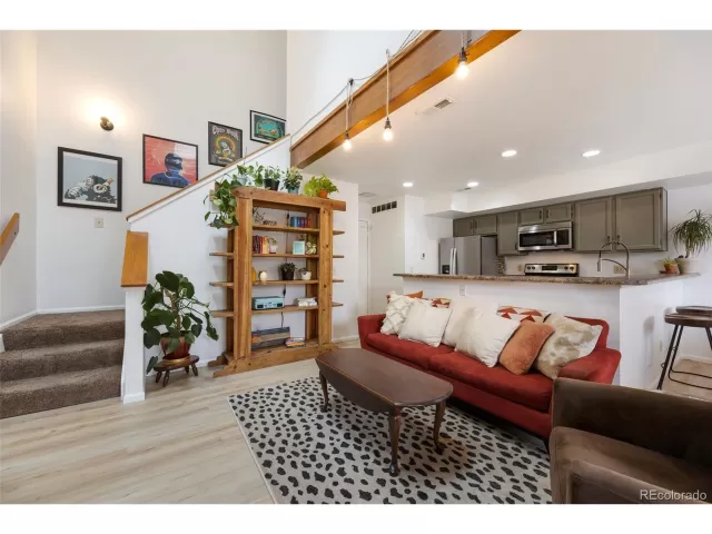 MLS: 9775980 Condo For Sale