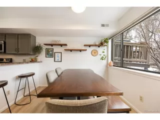 Photo #6: 9775980 Listing