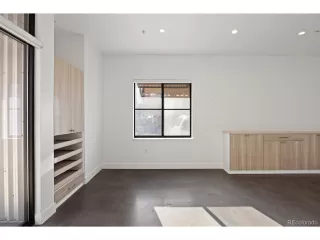 Photo #5: 9778719 Listing