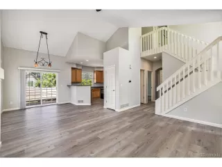 Photo #3: 9780246 Listing 